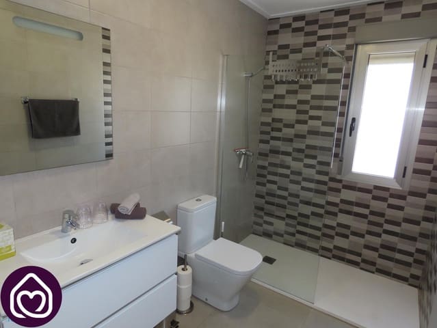 3 makuuhuone Omakotitalo myytävänä paikassa San Fulgencio mukana uima-altaan 
autotalli - 450 000 € (Ref: 9714033)