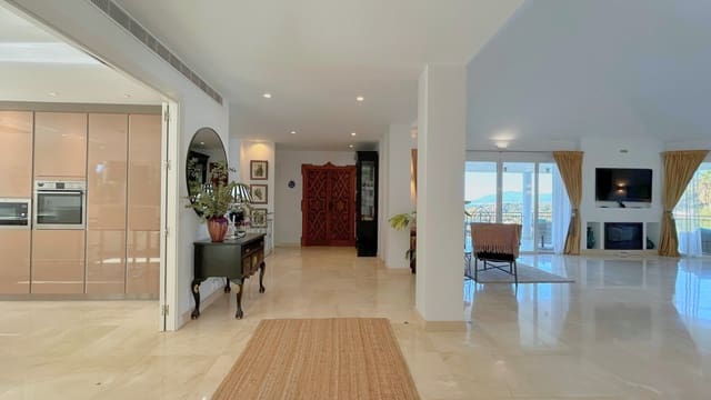 5 camera da letto Villa in vendita in El Rosario, Marbella con piscina garage - 2.995.000 € (Rif: 9709117)