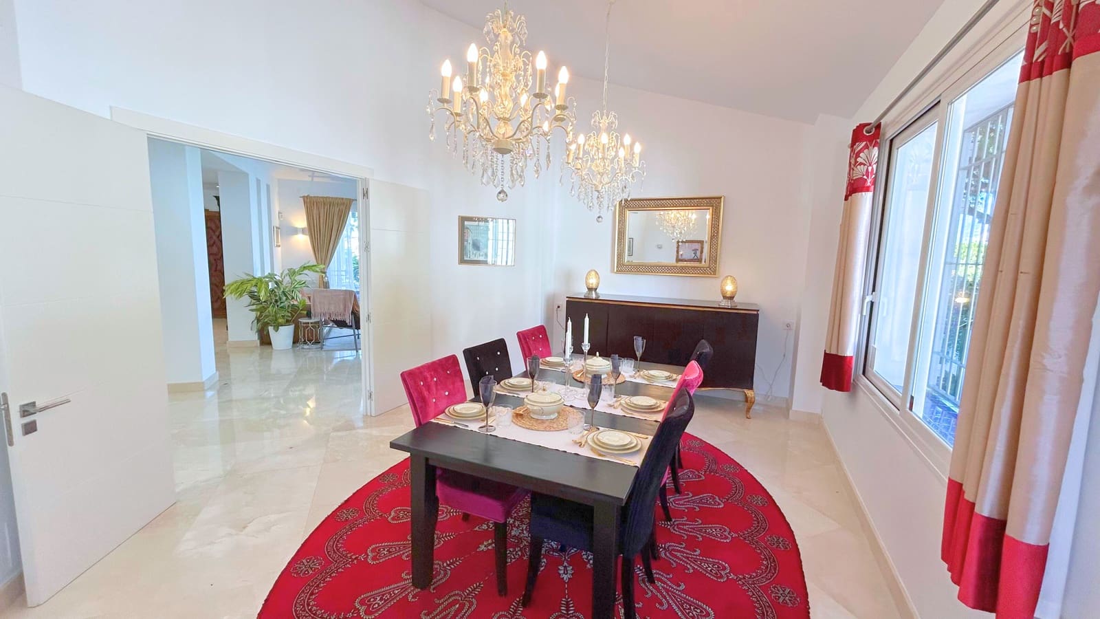 Chalet de 5 habitaciones en El Rosario en venta con piscina garaje - 2.995.000 € (Ref: 9709117)