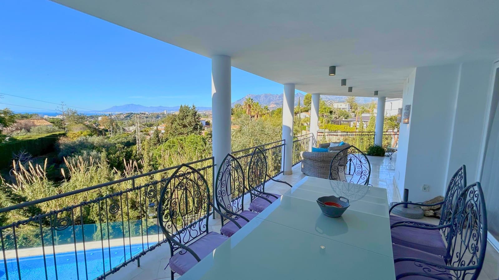 Chalet de 5 habitaciones en El Rosario en venta con piscina garaje - 2.995.000 € (Ref: 9709117)