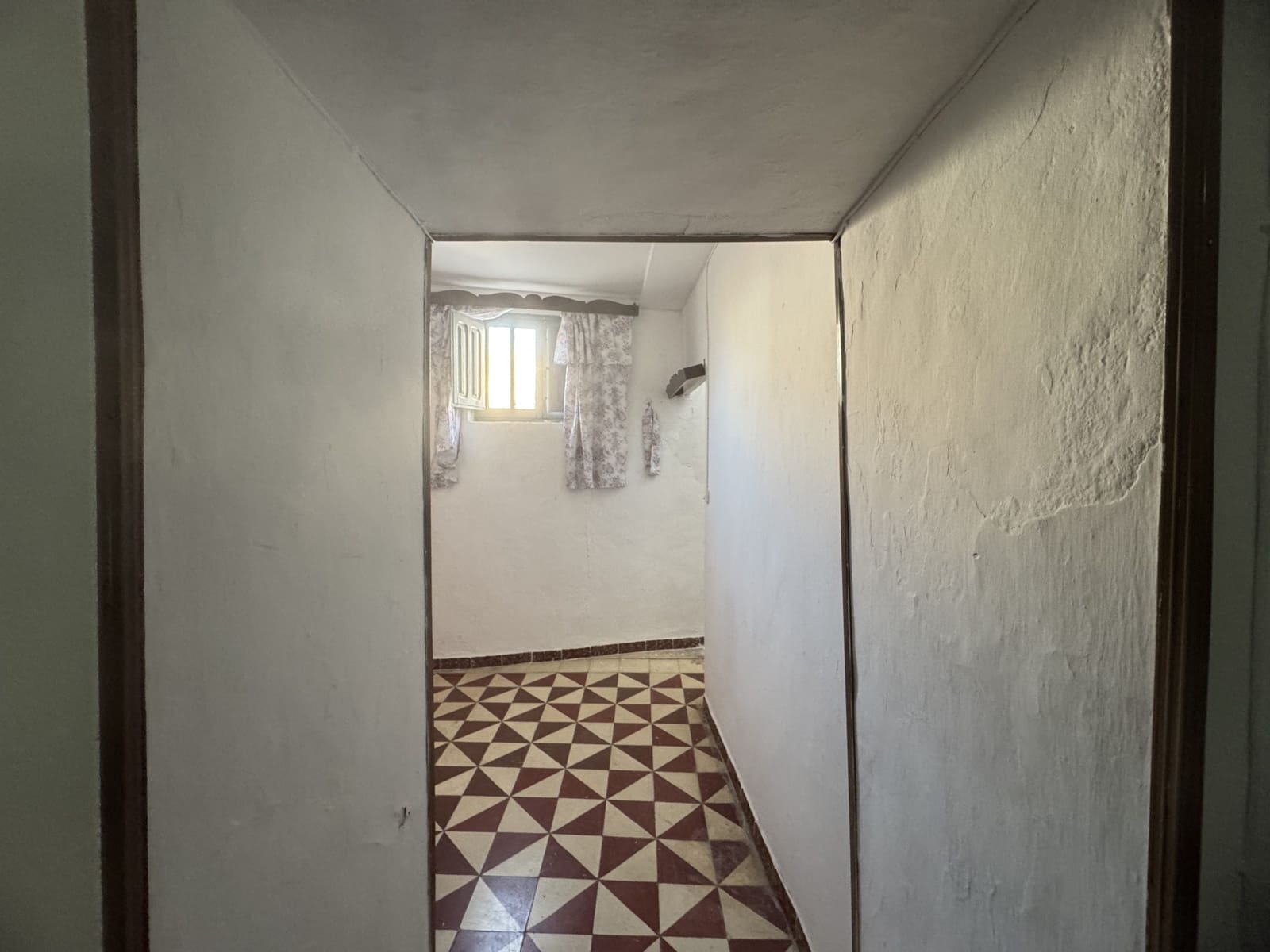 4 bedroom Villa for sale in Purchena - € 37,999 (Ref: 9836838)