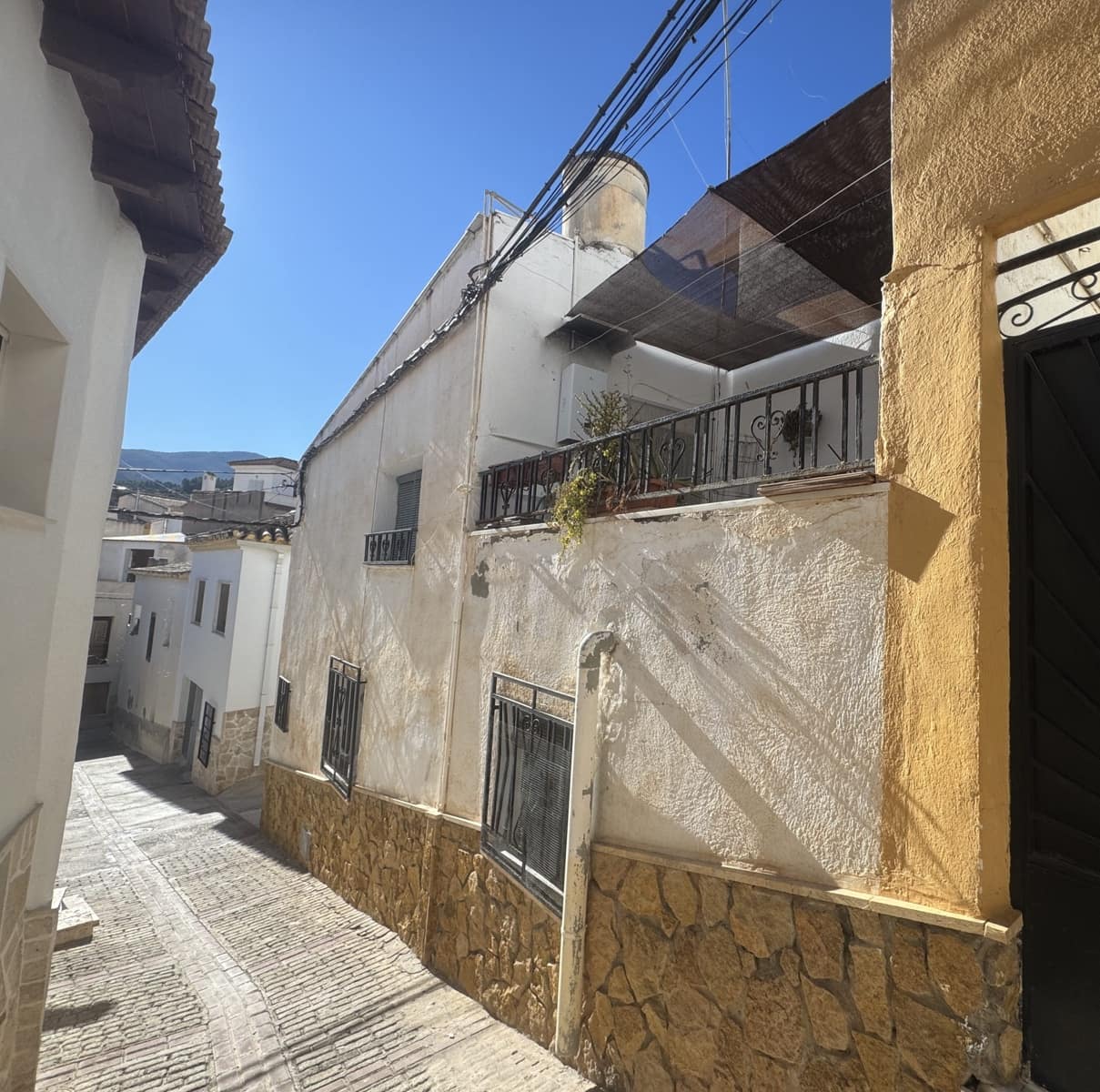 3 bedroom Villa for sale in Purchena - € 45,000 (Ref: 9836847)