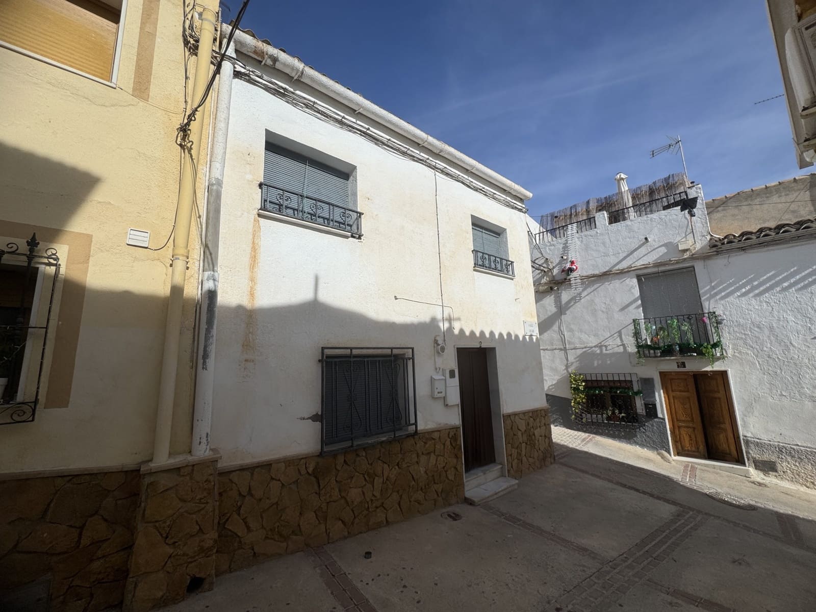 3 bedroom Villa for sale in Purchena - € 45,000 (Ref: 9836847)
