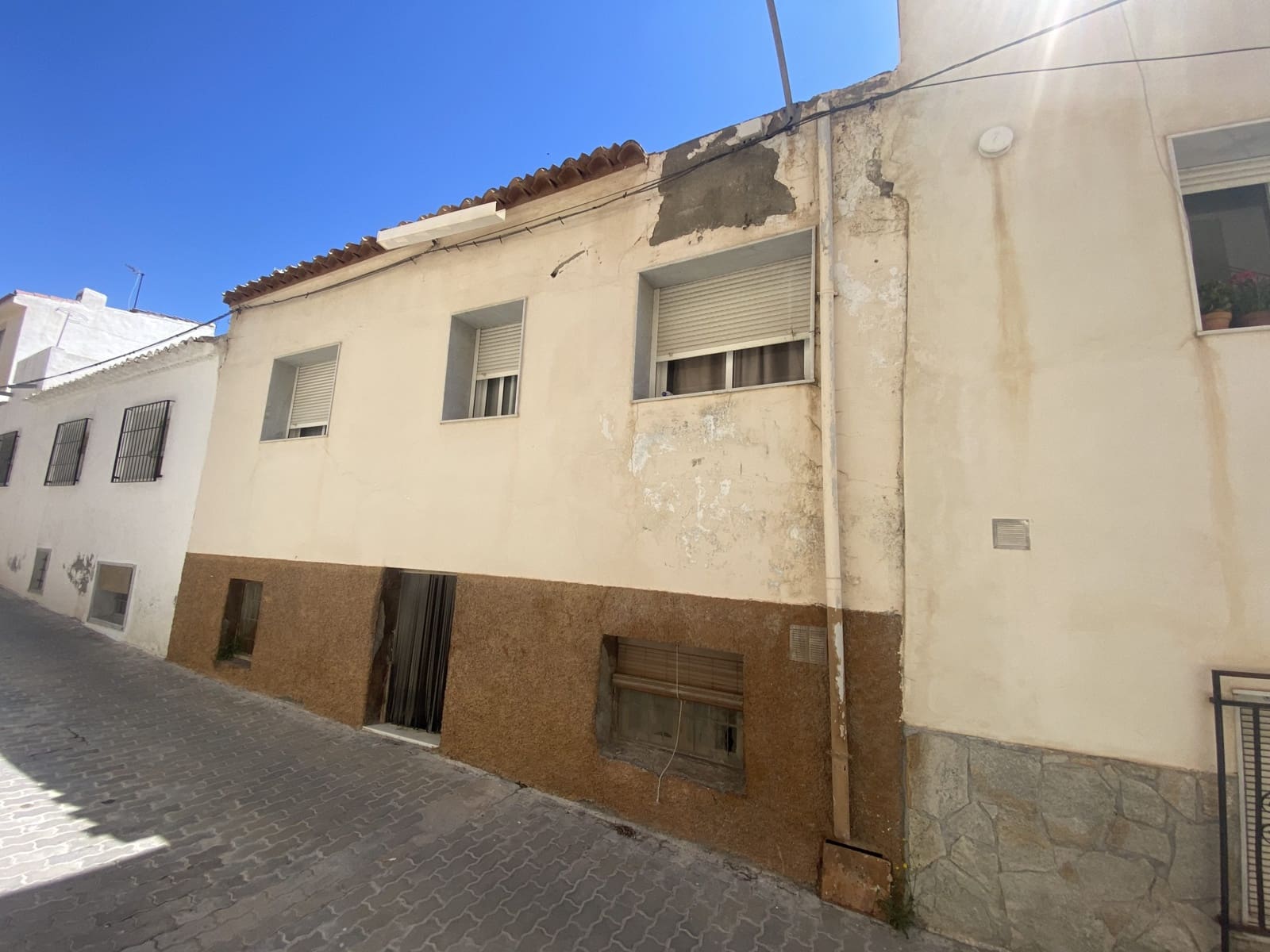 4 bedroom Villa for sale in Purchena - € 42,999 (Ref: 9836849)