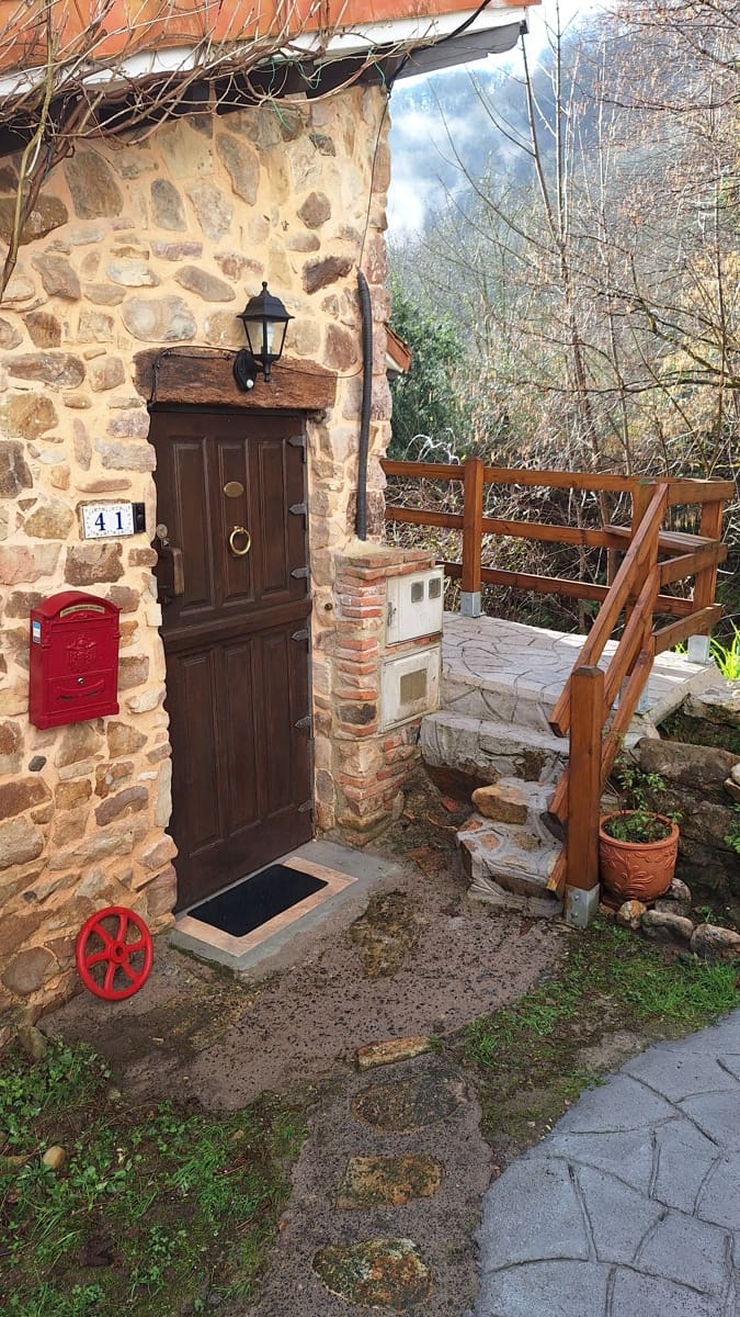 2 bedroom Finca/Country House for sale in Parres - € 285,000 (Ref: 9713388)