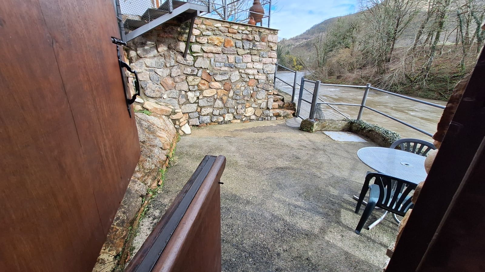 2 bedroom Finca/Country House for sale in Parres - € 285,000 (Ref: 9713388)