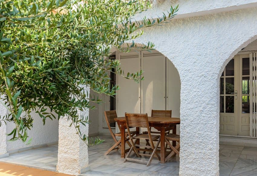3 soveværelse Villa til salg i Torrevieja med swimmingpool garage - € 595.000 (Ref: 10029556)