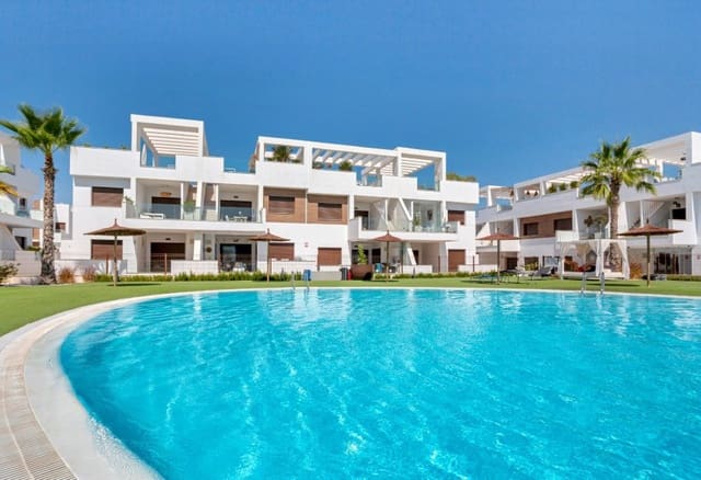 Apartamento de 2 habitaciones en Los Balcones - Los Altos, Torrevieja en venta con piscina garaje - 300.000 € (Ref: 10029557)