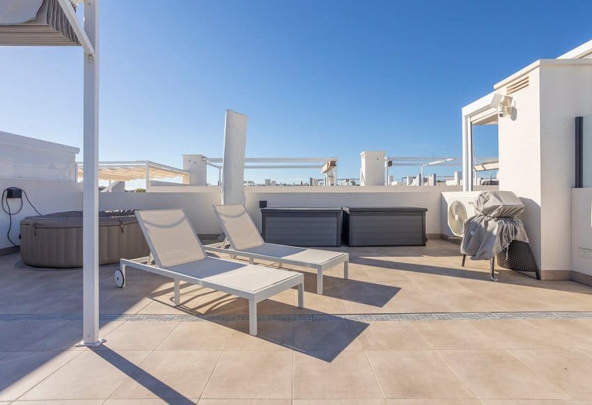2 soveværelse Lejlighed til salg i San Miguel de Salinas med swimmingpool - € 245.000 (Ref: 10177666)