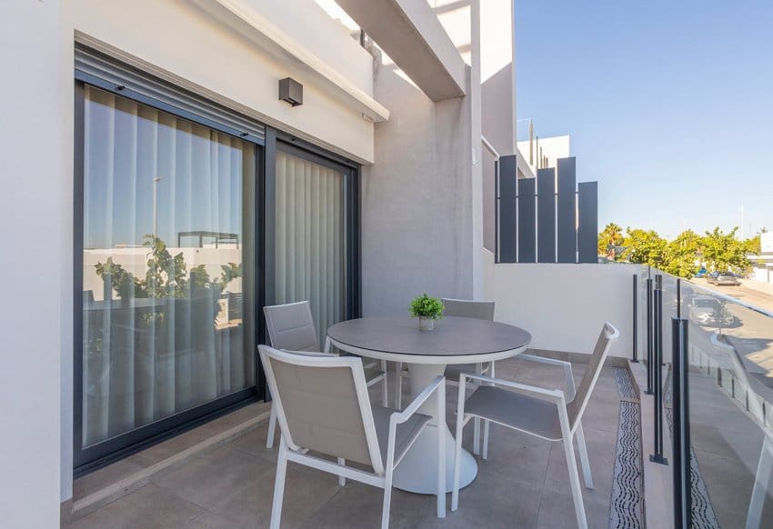 2 soveværelse Lejlighed til salg i San Miguel de Salinas med swimmingpool - € 245.000 (Ref: 10177666)