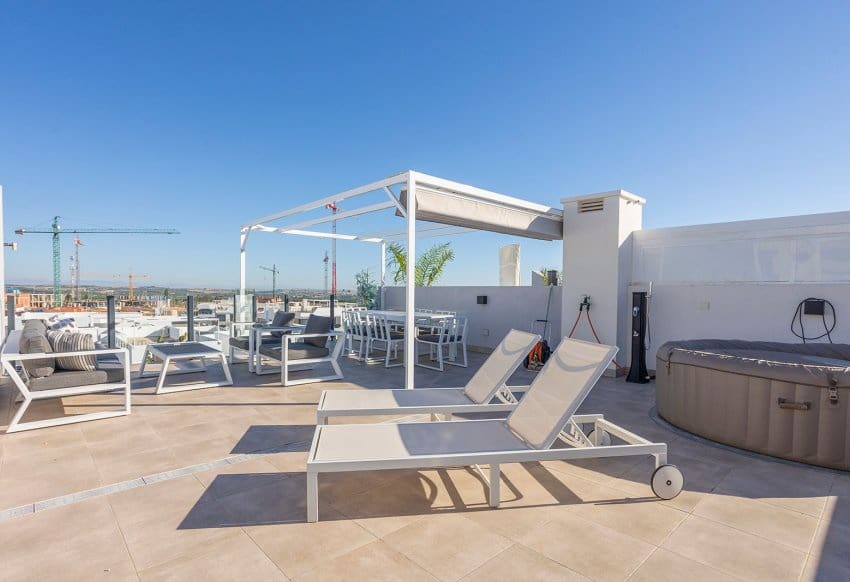 2 soveværelse Lejlighed til salg i San Miguel de Salinas med swimmingpool - € 245.000 (Ref: 10177666)