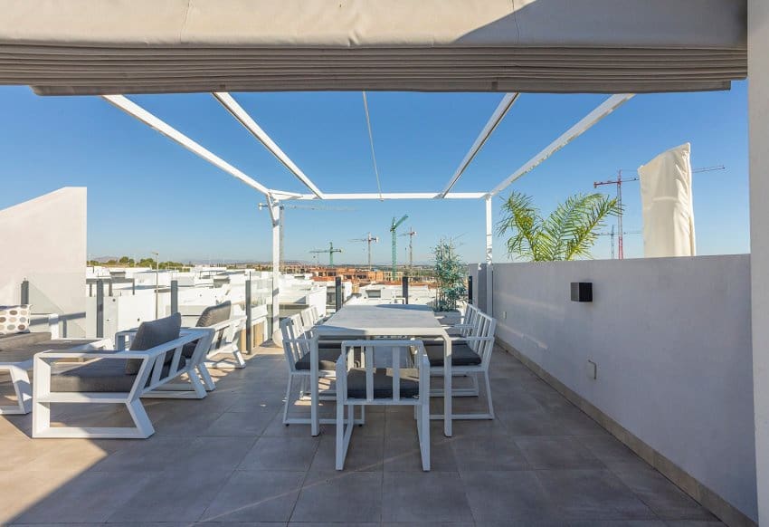 2 soveværelse Lejlighed til salg i San Miguel de Salinas med swimmingpool - € 245.000 (Ref: 10177666)