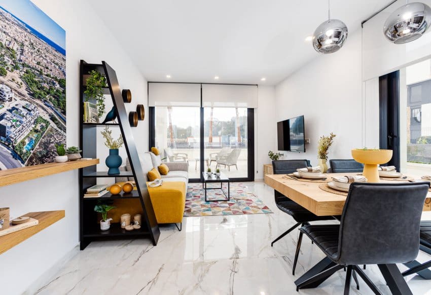 2 soveværelse Bungalow til salg i Ciudad Quesada med swimmingpool - € 298.000 (Ref: 9773440)