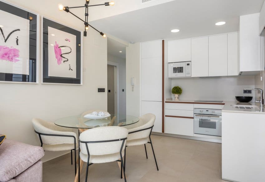 3 soveværelse Bungalow til salg i Torrevieja med swimmingpool - € 305.000 (Ref: 9773444)