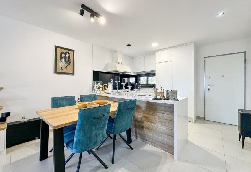 2 slaapkamer Appartement te koop in Pilar de la Horadada met zwembad - € 299.950 (Ref: 9773451)