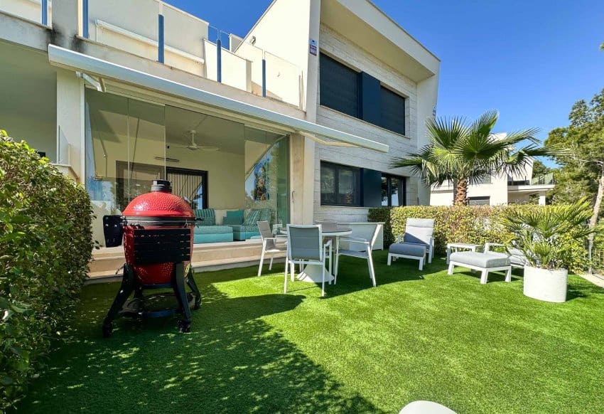 2 slaapkamer Appartement te koop in Pilar de la Horadada met zwembad - € 299.950 (Ref: 9773451)