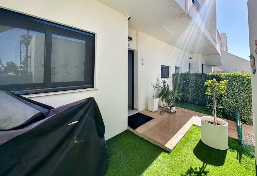 2 slaapkamer Appartement te koop in Pilar de la Horadada met zwembad - € 299.950 (Ref: 9773451)