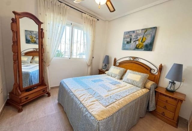 2 Zimmer Apartment zu verkaufen in Villamartin, Orihuela mit Pool - 165.000 € (Ref: 9773453)