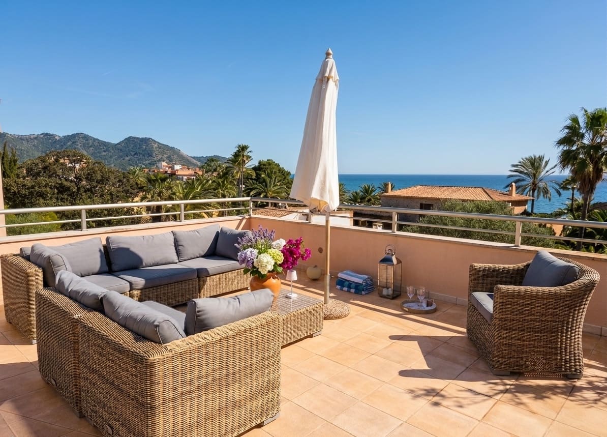 4 bedroom Penthouse for sale in Son Servera with garage - € 755,000 (Ref: 9723833)