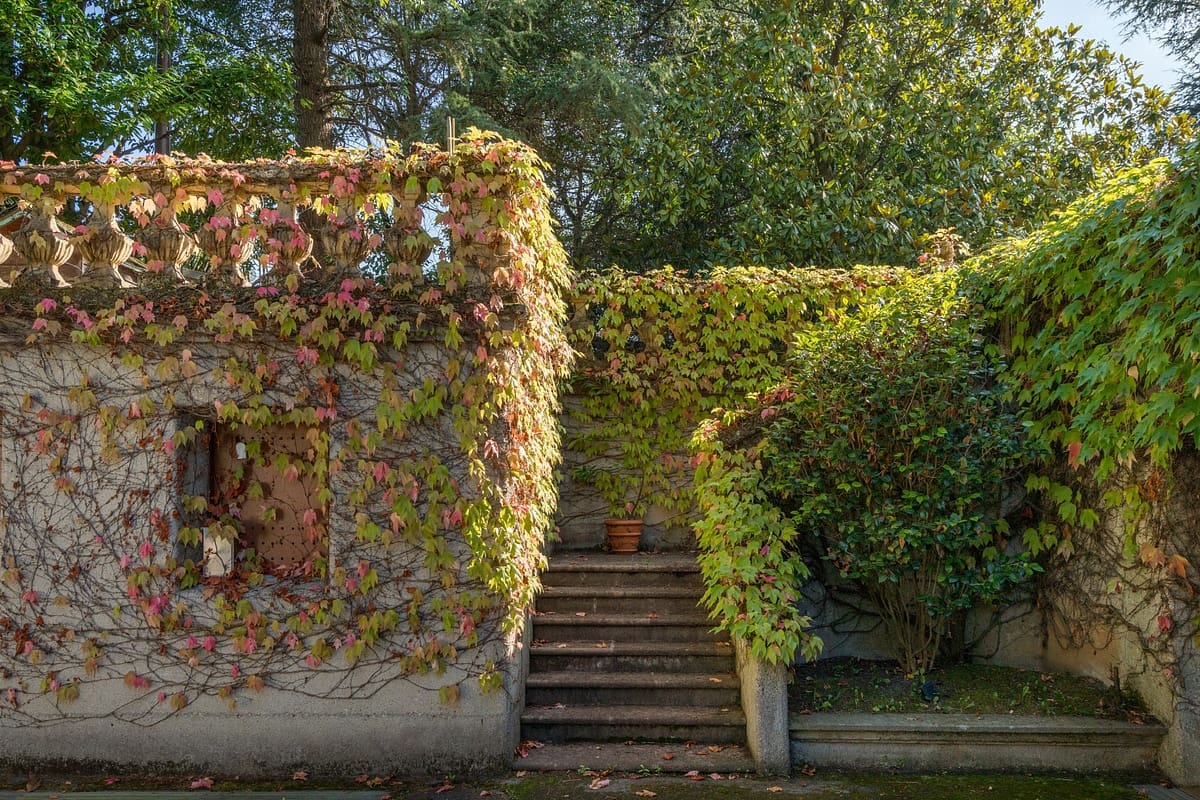 7 bedroom Villa for sale in Siero with pool garage - € 1,750,000 (Ref: 9735374)