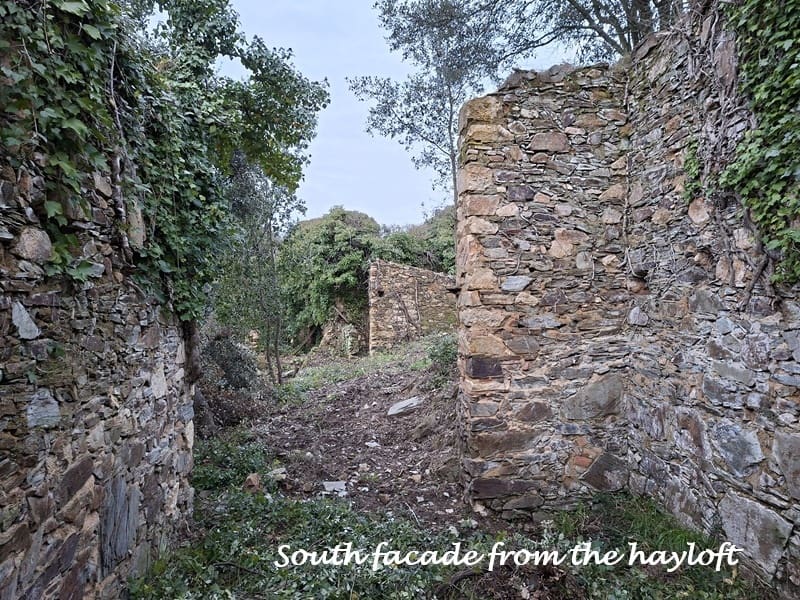 Ruine zu verkaufen in Cruilles Monells i Sant Sadurni de I'Heura - 220.000 € (Ref: 9734150)