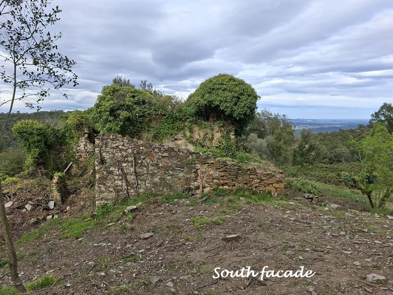 Ruine zu verkaufen in Cruilles Monells i Sant Sadurni de I'Heura - 220.000 € (Ref: 9734150)