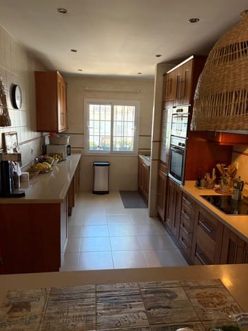 Adosado de 4 habitaciones en Alhaurín de la Torre en venta con piscina garaje - 479.990 € (Ref: 9890697)