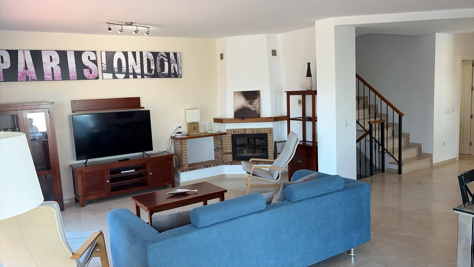 3 soverom Villa til salgs i Malaga by med svømmebasseng garasje - € 479 990 (Ref: 9964020)