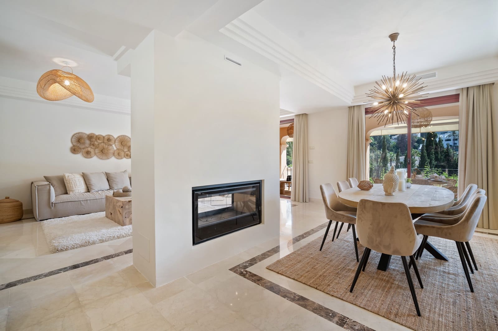 5 quarto Moradia Geminada para venda em Puerto Banus com piscina garagem - 2 575 000 € (Ref: 9818607)