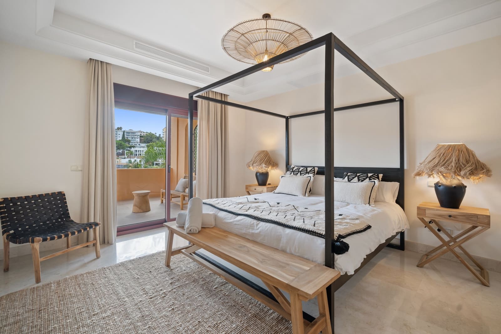 5 quarto Moradia Geminada para venda em Puerto Banus com piscina garagem - 2 575 000 € (Ref: 9818607)