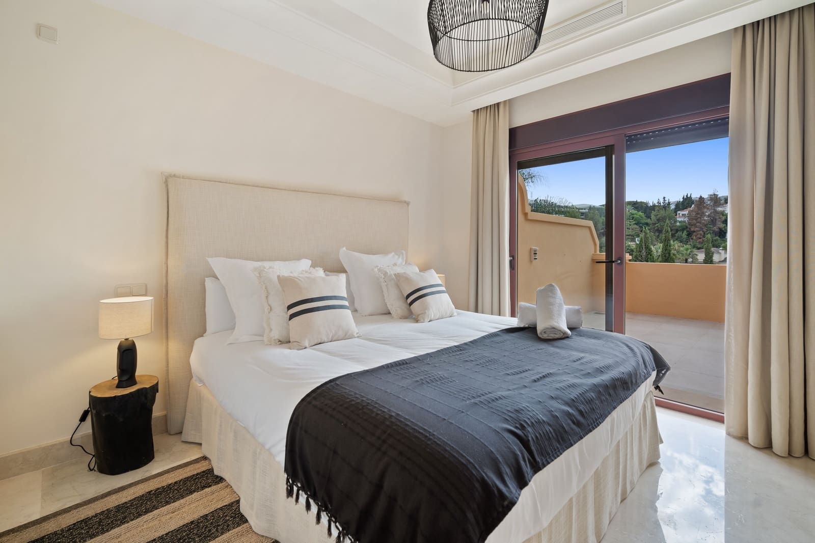5 quarto Moradia Geminada para venda em Puerto Banus com piscina garagem - 2 575 000 € (Ref: 9818607)