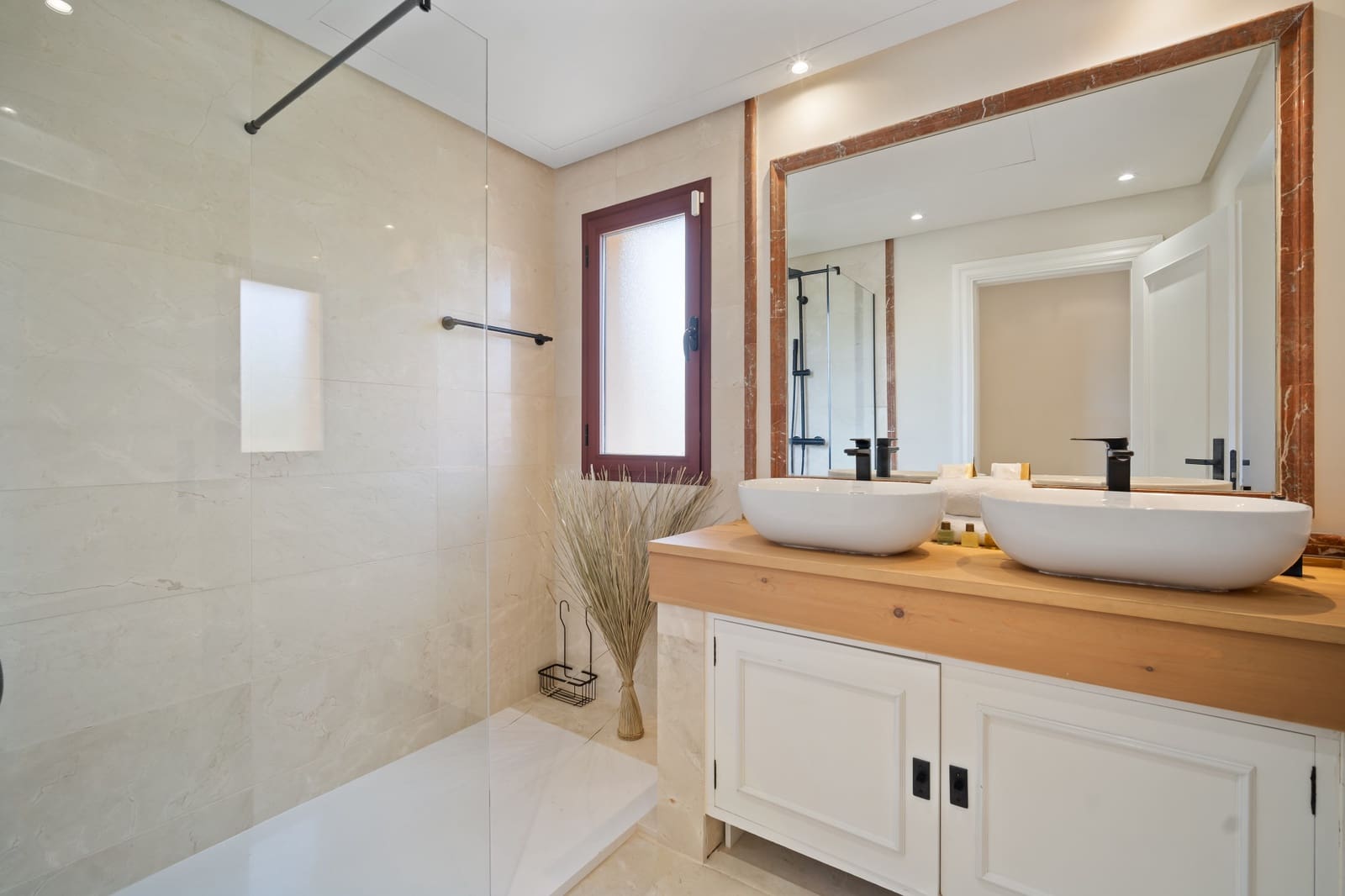5 quarto Moradia Geminada para venda em Puerto Banus com piscina garagem - 2 575 000 € (Ref: 9818607)