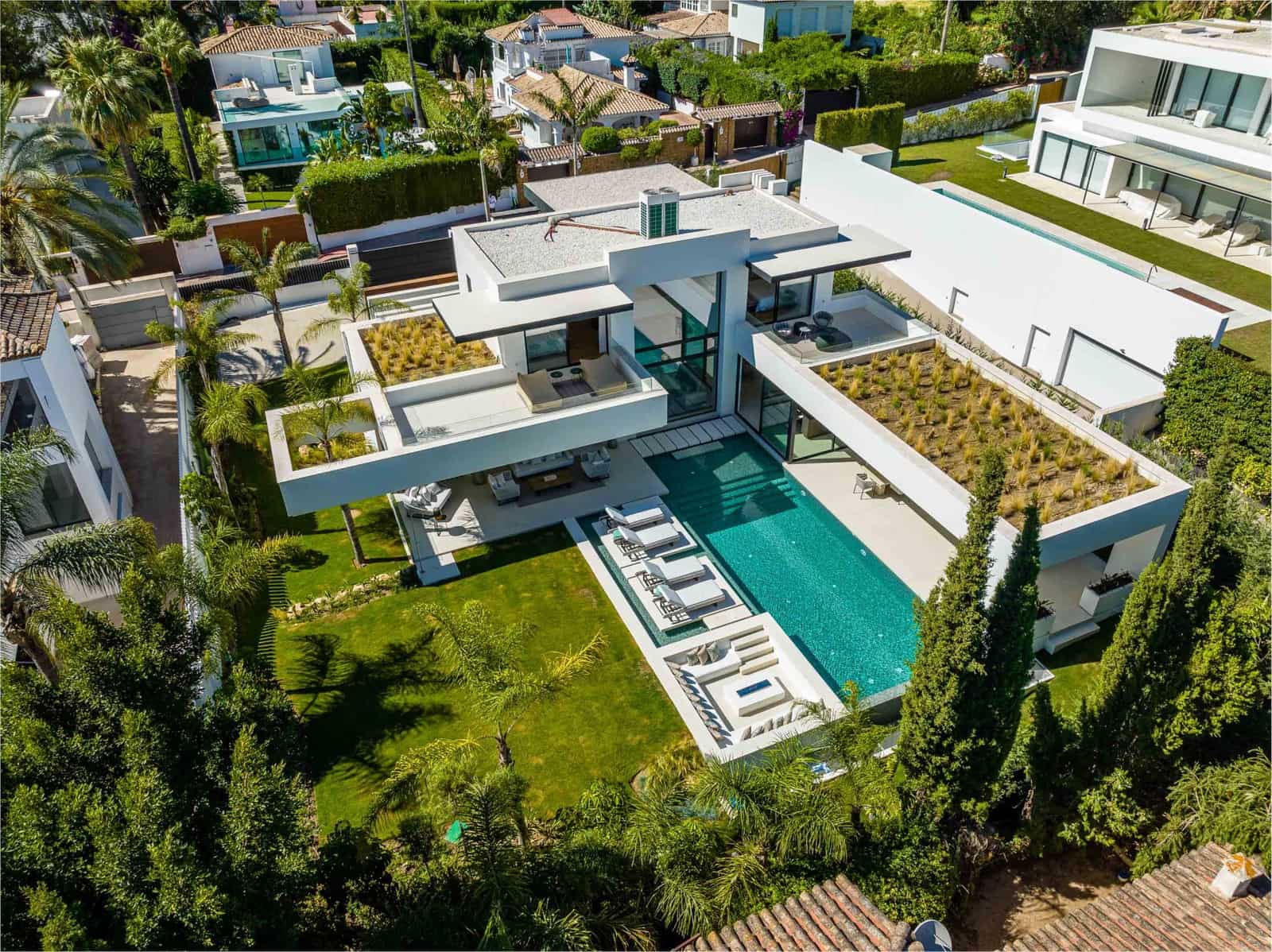 5 camera da letto Villa in vendita in Nueva Andalucia con piscina garage - 5.995.000 € (Rif: 9818609)