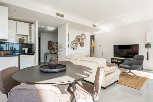 4 sovrum Takvåning till salu i Calahonda, Mijas med pool garage - 1 295 000 € (Ref: 9818612)