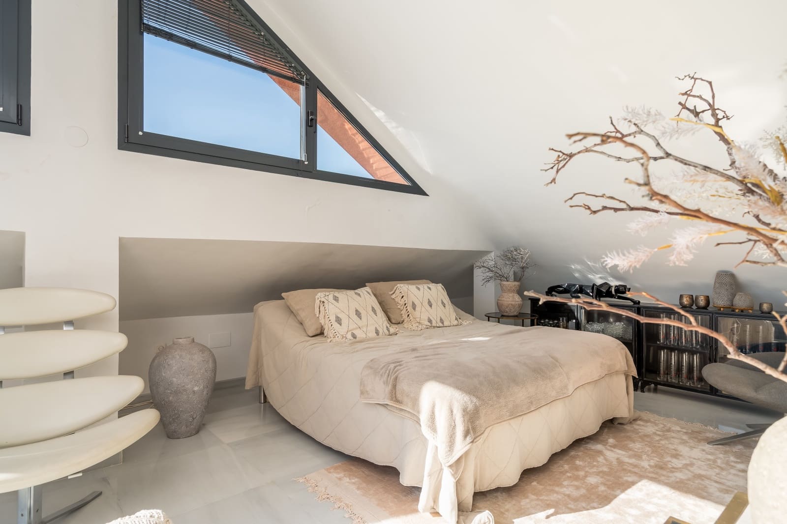 4 sovrum Takvåning till salu i Calahonda med pool garage - 1 295 000 € (Ref: 9818612)