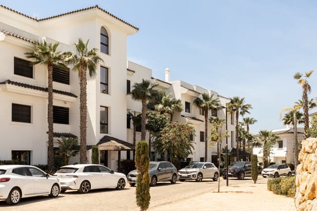 3 chambre Appartement à vendre à Altos de Estepona, Estepona avec piscine garage - 875 000 € (Ref: 9828756)