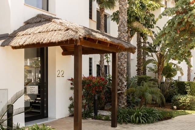 3 chambre Appartement à vendre à Altos de Estepona, Estepona avec piscine garage - 875 000 € (Ref: 9828756)