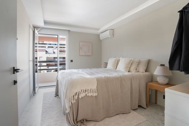 3 soverom Penthouse til salgs i Marbella med svømmebasseng - € 1 695 000 (Ref: 9921822)