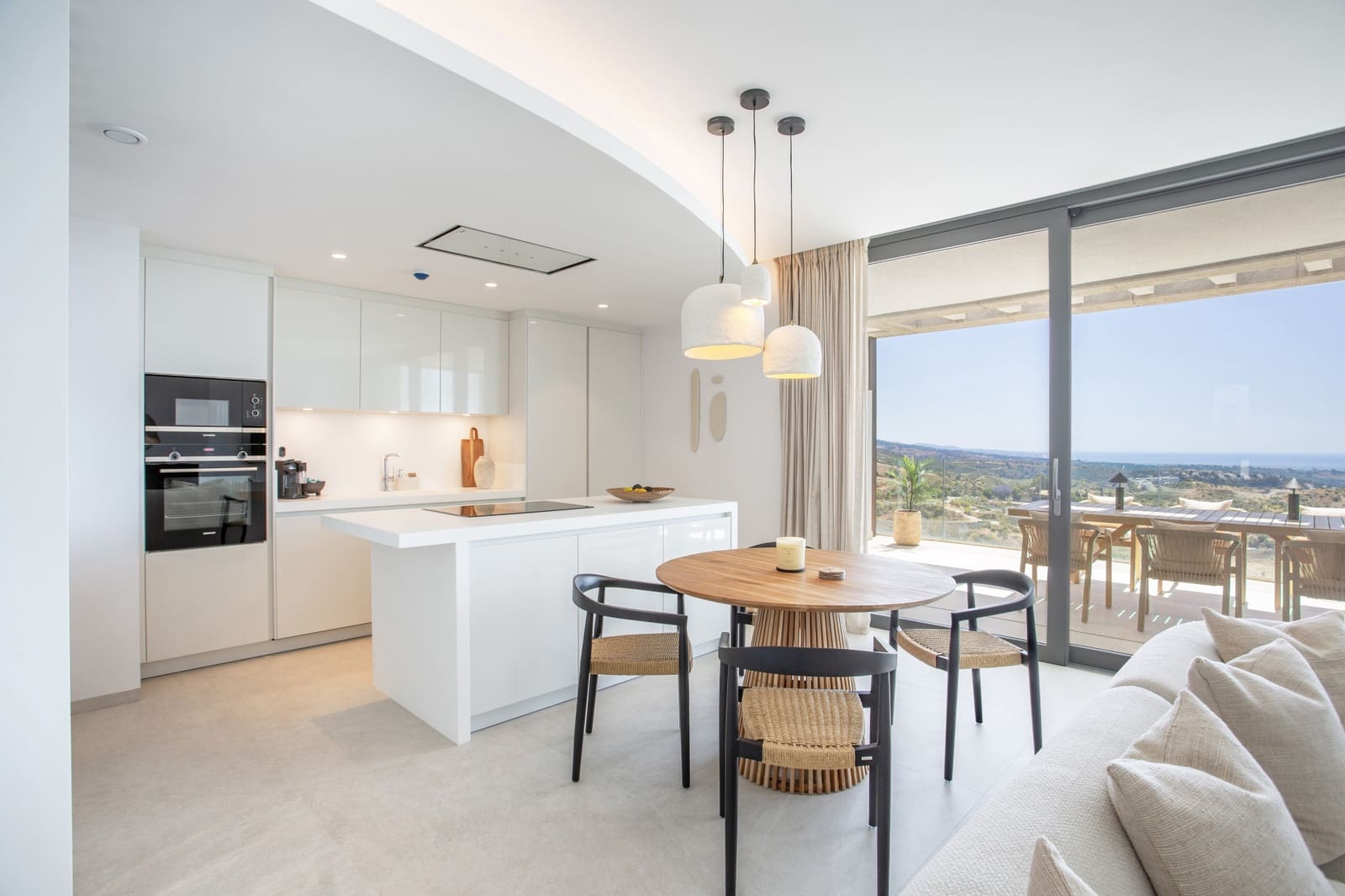2 soveværelse Penthouse til salg i Benahavis med swimmingpool - € 1.950.000 (Ref: 9924207)