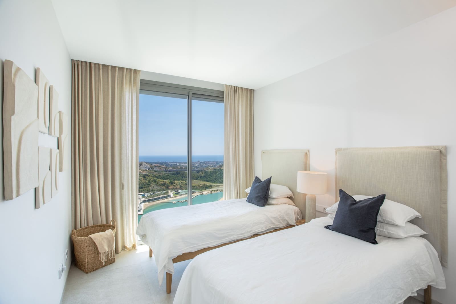 2 soveværelse Penthouse til salg i Benahavis med swimmingpool - € 1.950.000 (Ref: 9924207)