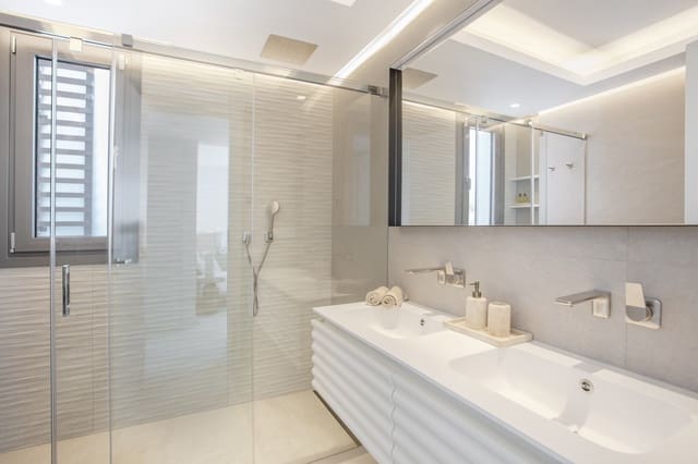 2 Zimmer Penthouse zu verkaufen in Benahavís mit Pool - 1.950.000 € (Ref: 9924207)