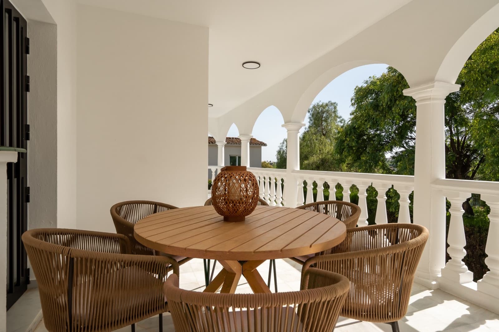 5 soveværelse Villa til salg i Guadalmina med swimmingpool garage - € 2.300.000 (Ref: 9972908)