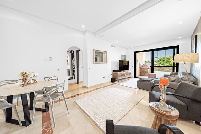 3 soverom Leilighet til salgs i Puerto Banus, Marbella med svømmebasseng garasje - € 799 000 (Ref: 9998133)