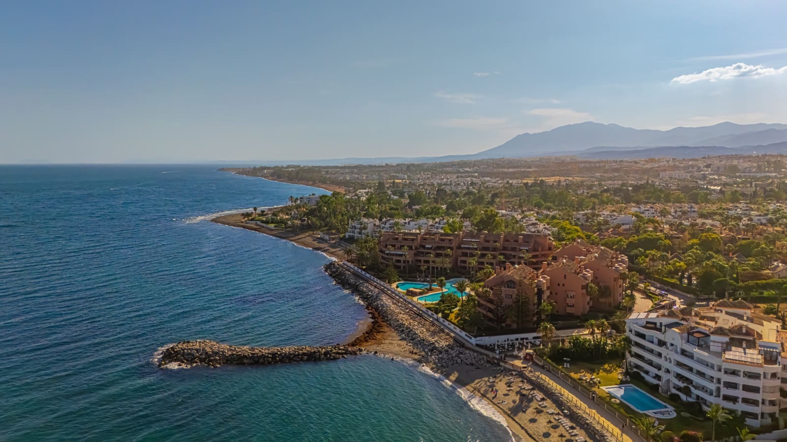 3 slaapkamer Appartement te koop in Puerto Banus met zwembad garage - € 799.000 (Ref: 9998133)