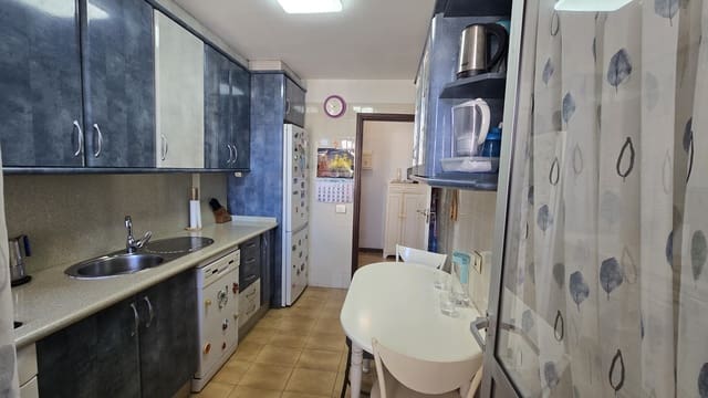 2 slaapkamer Appartement te koop in Playa de las Américas, Adeje - € 490.000 (Ref: 9841351)