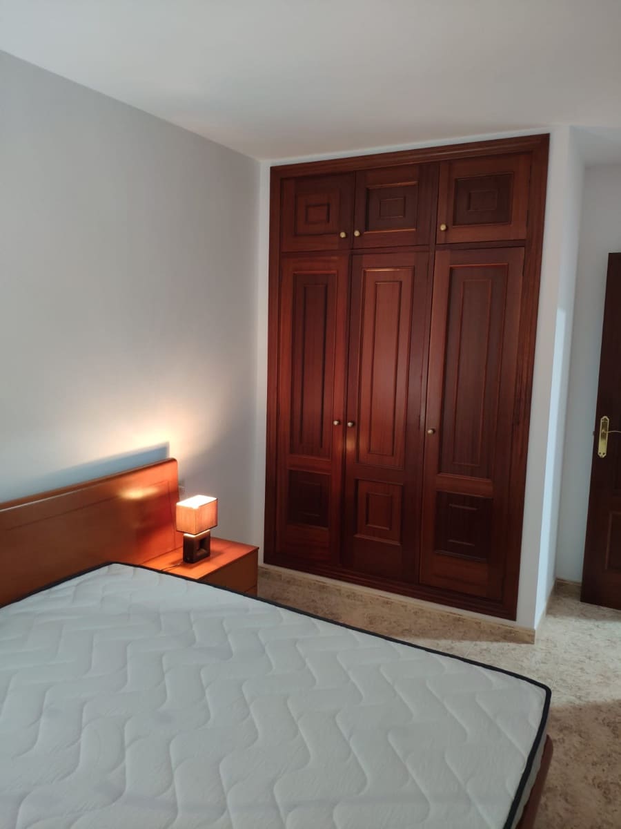2 slaapkamer Flat te huur in Candelaria - € 1.150 (Ref: 9892911)