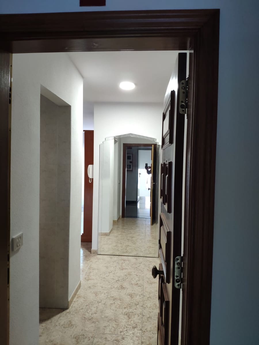 2 slaapkamer Flat te huur in Candelaria - € 1.150 (Ref: 9892911)