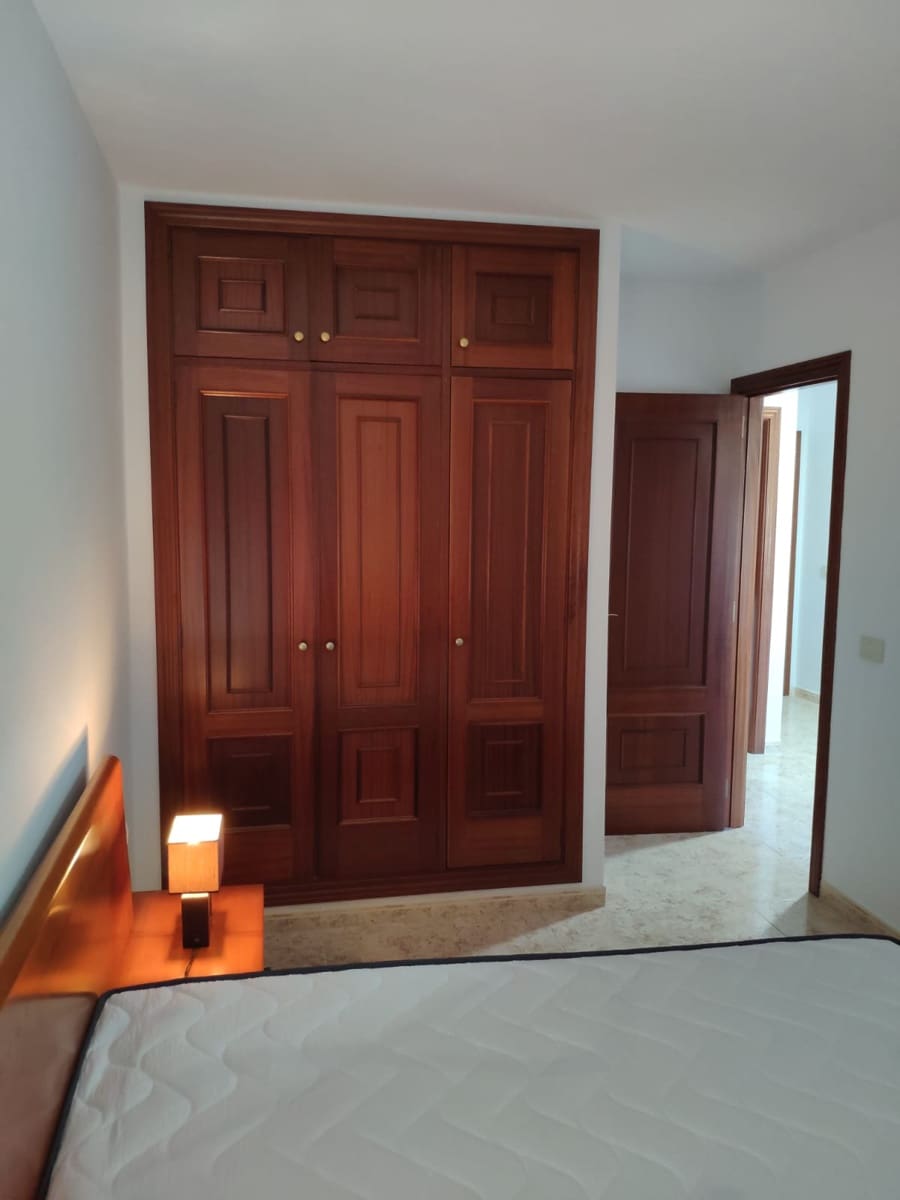 2 slaapkamer Flat te huur in Candelaria - € 1.150 (Ref: 9892911)