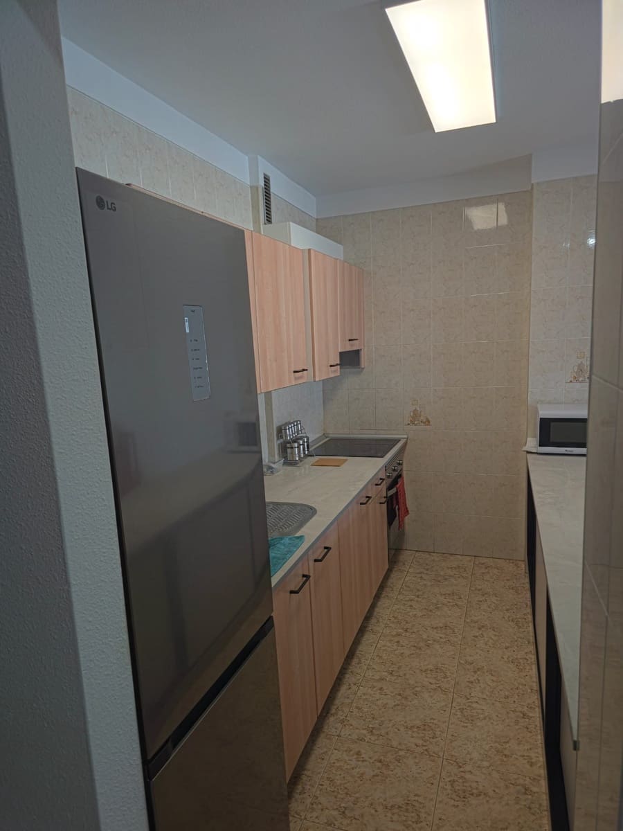 2 slaapkamer Flat te huur in Candelaria - € 1.150 (Ref: 9892911)