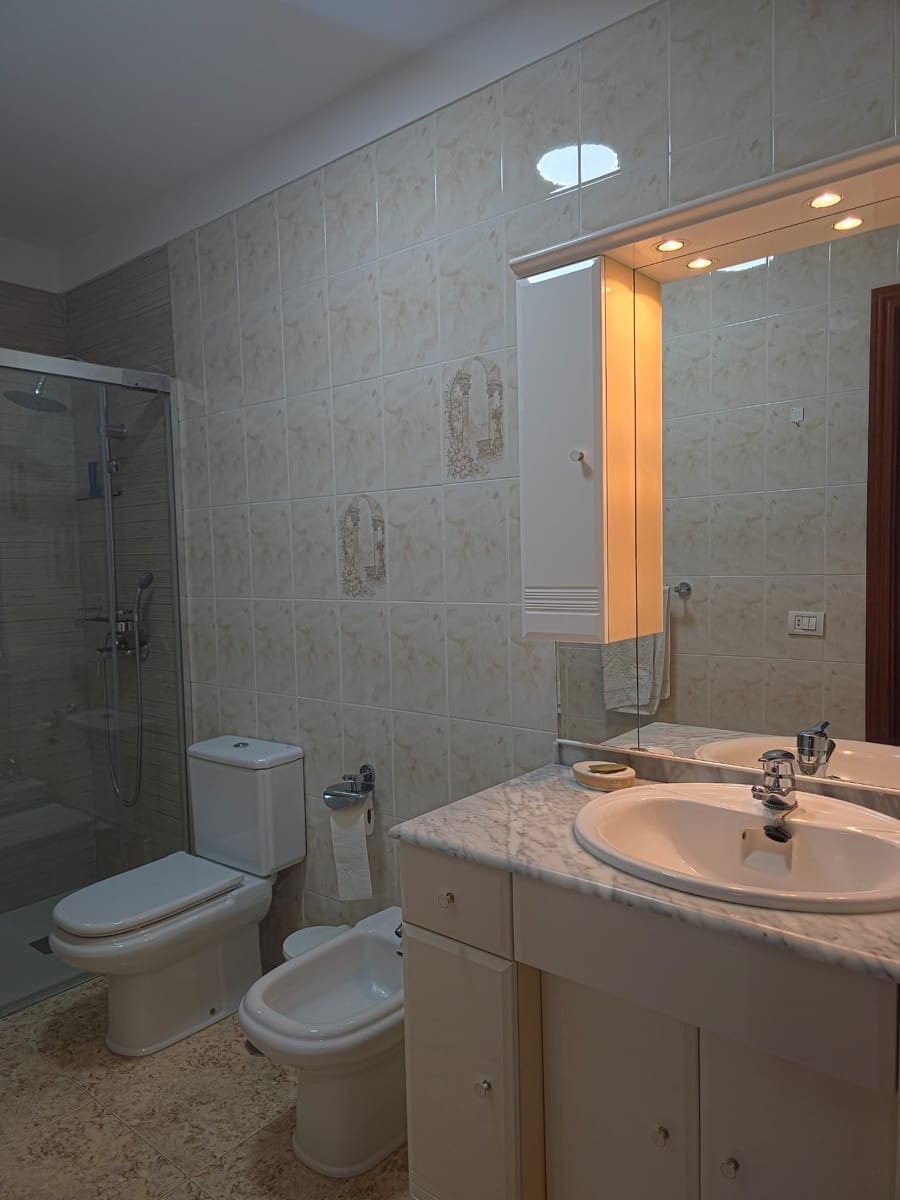 2 slaapkamer Flat te huur in Candelaria - € 1.150 (Ref: 9892911)